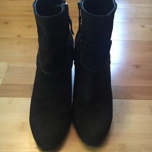 Rag & bone black suede ankle boots button detail
